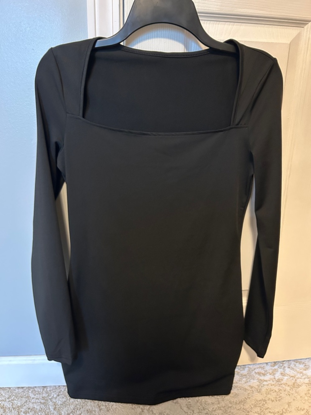SHEIN Black Square Neck Long Sleeve Top - Slim Fit